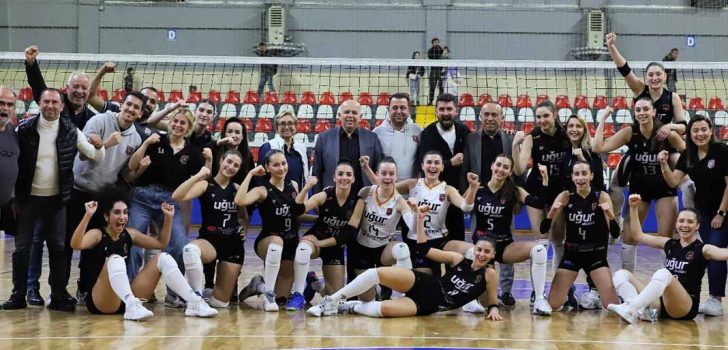 UĞUR ZİRVEYE ORTAK: 3-0