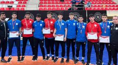 GÜREŞ’TE GRUP MÜSAKABAKALARINDAN ALTIN ÇIKARDI