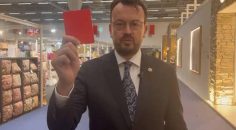 HÜKÜMETE KIRMIZI KART