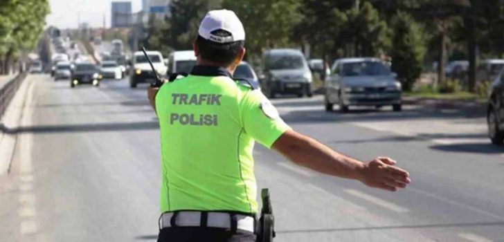 DENİZLİ’DE 147 BİN ARAÇ KONTROLDEN GEÇTİ