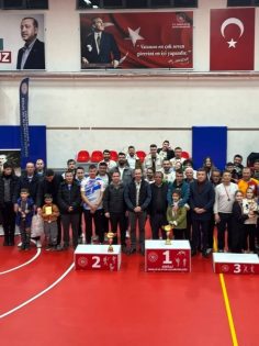 VOLEYBOL TURNUVASI TAMAMLANDI