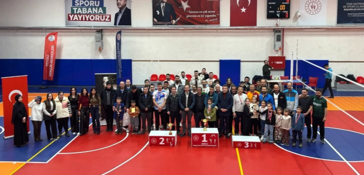 VOLEYBOL TURNUVASI TAMAMLANDI