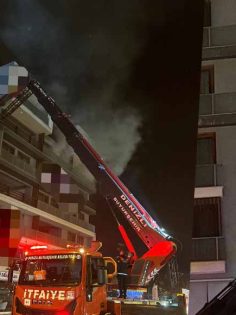 DENİZLİ’DE YANGIN KORKUTTU