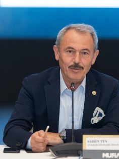 “VESAYETİ KENDİ KARANLIĞINA GÖMDÜK”