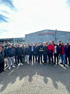 DTO ÜYELERİ, İNGİLTERE’DE