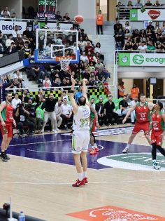 MERKEZEFENDİ BASKET, YALOVASPOR’U GEÇTİ: 99-93