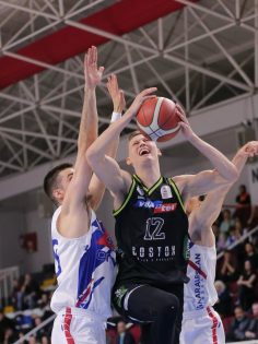 MERKEZEFENDİ BASKET TOPARLANIYOR