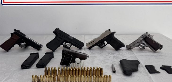 RUHSATSIZ SİLAHLAR ELE GEÇİRİLDİ