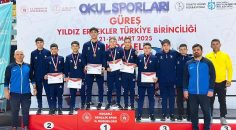 DENİZLİLİ GÜREŞÇİLER TÜRKİYE ŞAMPİYONU