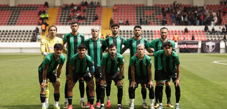 DENİZLİSPOR FIRSAT TEPTİ, FUTBOLCULAR TARAFTARLA KONUŞTU