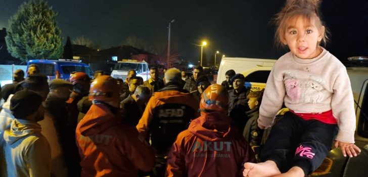 MİNİK NAZLI SON YOLCULUĞUNA UĞURLANDI