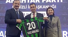 ANAHTAR PARTİ’NİN BAŞKANI YİNE DEĞİŞTİ