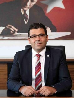 CHP’Lİ İLHAN: İMAMOĞLU’NA YAPILANLAR SİYASİ DARBEDİR!