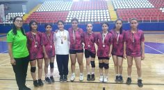 HENTBOLCÜLERE ANI MADALYALARI VERİLDİ