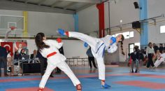 ÇOCUK BAYRAMI KARATE TURNUVASI TAMAMLANDI
