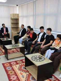 KARDEŞ ÜLKE AZERBAYCAN’DAN ÇAMELİ’YE 23 NİSAN ZİYARETİ