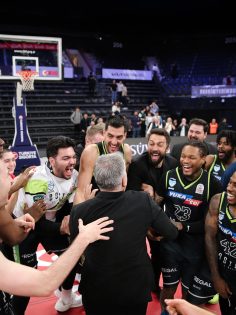 MERKEZEFENDİ BASKET PÜR NEŞE