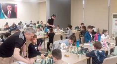 KÜÇÜK ELLER BÜYÜK HAMLELER