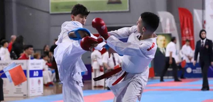 KARATE GRUP ŞAMPİYONASI HEYECANI DENİZLİ’DE YAŞANDI