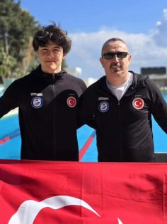 DENİZLİLİ MİLLİ YÜZÜCÜ ÜLKEYİ TEMSİL EDECEK