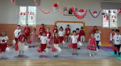 MİNİKLERDEN 23 NİSAN COŞKUSU