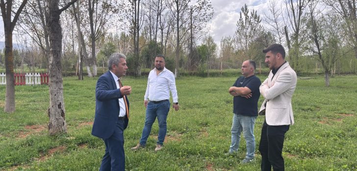 ÇAL’A AT ÇİFTLİĞİ KURULUYOR