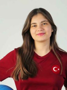 DENİZLİLİ GOALBALL SPORCUSU CEREN YILMAN’A MİLLİ DAVET