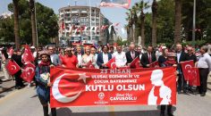 DENİZLİ’DE ÇOCUKLAR BAYRAM SEVİNCİNİ DOYASIYA YAŞADI