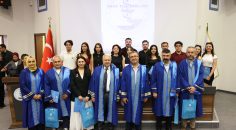 İNSAN VE TOPLUM BİLİMLERİ FAKÜLTESİ’NDE ÖDÜLLER DAĞITILDI