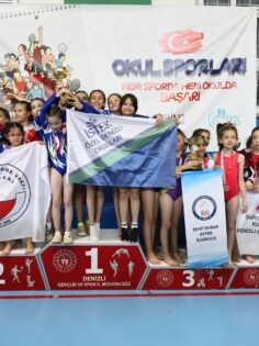 MİNİK CİMNASTİKÇİLER ÖDÜLLERİNİ ALDI