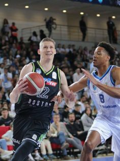 MERKEZEFENDİ BASKET ARTIK RAHAT BİR NEFES ALDI