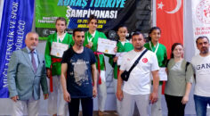 DENİZLİLİ KURAŞÇILAR MADALYAYA DOYMUYOR