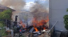 ODUNLUKTAN BAŞLAYAN YANGIN BİR EVİ KÜL ETTİ