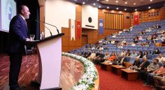 PAÜ’DE KONFERANS DÜZENLENDİ