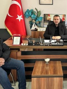 AK PARTİ İLÇE BAŞKANI TAMER ŞEN İSTİFA ETTİ