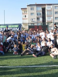 AKKONAKSPOR ŞAMPİYONLUK KUPASINI COŞKUYLA KALDIRDI