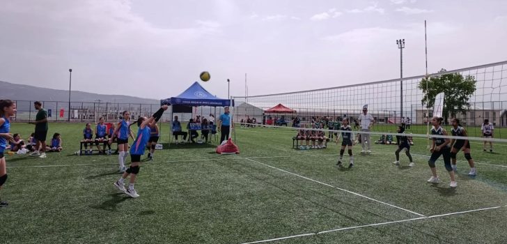 MİNİ VOLEYBOL ŞENLİĞİ COŞKUSU