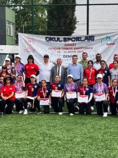 KRİKET GENÇLER TÜRKİYE ŞAMPİYONASI HEYECANI DENİZLİ’DE YAŞANDI