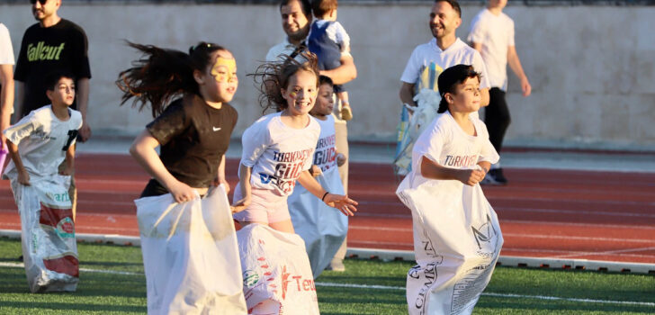 DENİZLİ’DE AİLELER SPORDA BULUŞTU