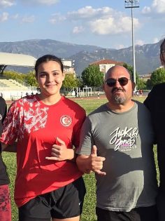 DENİZLİLİ ATLET EZGİ GÖZLÜKAYA MİLLİ TAKIMDA