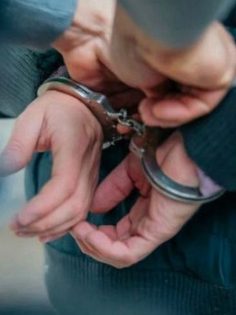 DENİZLİ’DE FİRARİLER YAKALANDI