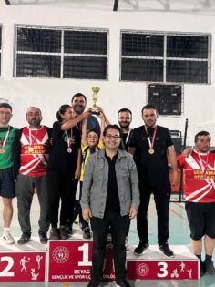 BEYAĞAÇ’TA TURNUVA HEYECANI YAŞANDI