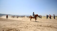 BAKLAN’DA RAHVAN AT YARIŞLARI HEYECAN YARATTI