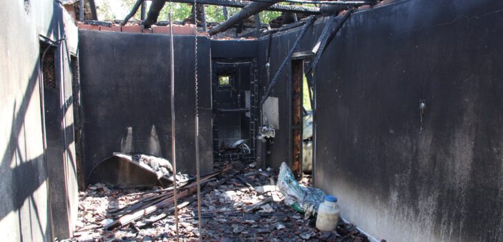 EVLERİ YANAN AİLEYE DESTEK