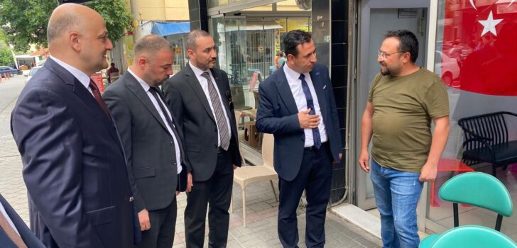 ANAHTAR PARTİ, GÖZÜNÜ KARARSIZLARA ÇEVİRDİ