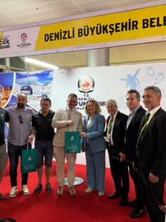 DENİZLİ, ULUSLARARASI BIÇAK FESTİVALİ’NDE GÖZ DOLDURDU
