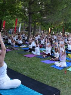 DÜNYA YOGA GÜNÜ ETKİNLİĞİNE YOĞUN İLGİ