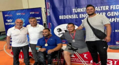 DENİZLİLİ HALTERCİLER ŞAMPİYONLUĞU KALDIRDI