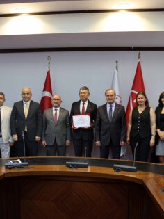 OSB, YEŞİL OSB SERTİFİKASI ALDI