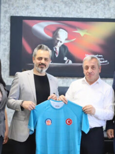 KOORDİNATÖR ADIGÜZEL’DEN GENÇLİK SPOR’A ZİYARET